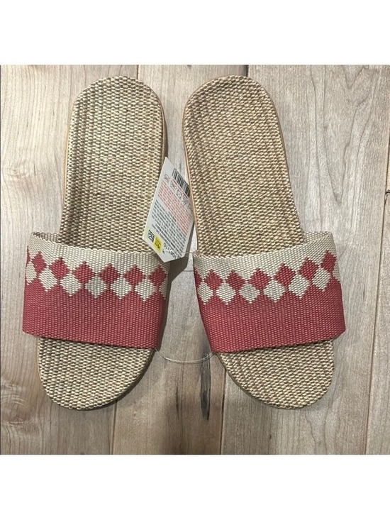 Shoes - Stylish Red and Beige Sandals